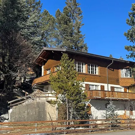 Quietly Situated With Marvelous Mountain Views