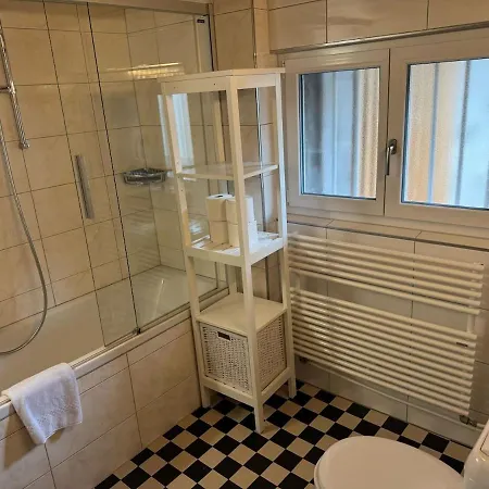 Quietly Situated With Marvelous Mountain Views *